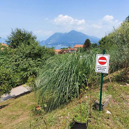 La Casa Delle Camelie Villa Stresa Ruang foto