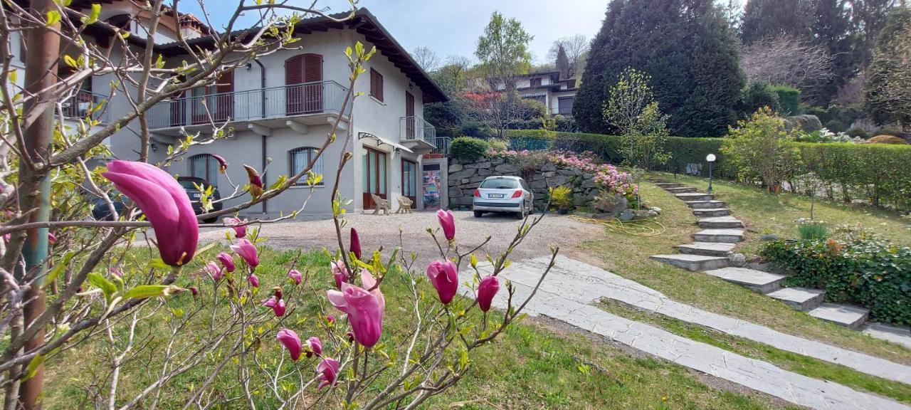 La Casa Delle Camelie Villa Stresa Bagian luar foto