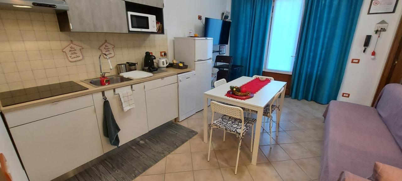 La Casa Delle Camelie Villa Stresa Bagian luar foto
